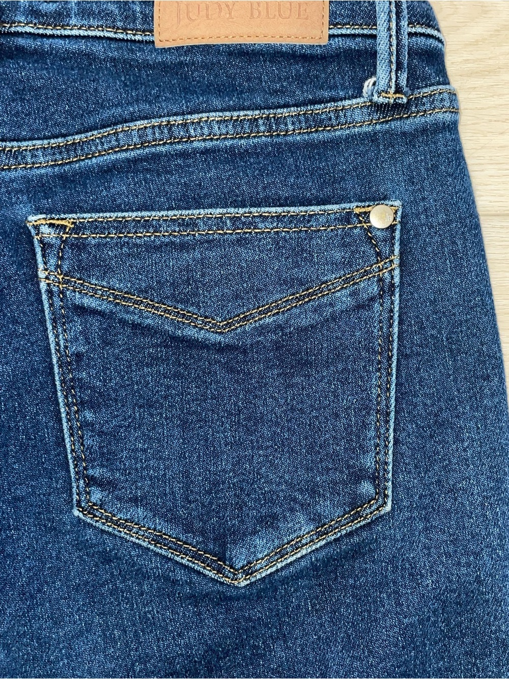 Judy Blue High Waist "Tummy Control" Classic Straight Denim Jeans. Size 7(28) - Picture 4 of 7